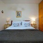 Boutique Guest Zephyrus Guest house 4*
