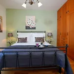 Boutique Guest Zephyrus Guest house
