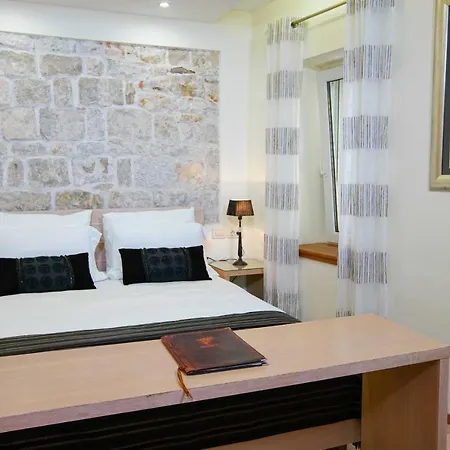 Konukevi Boutique Guest Zephyrus 4*
