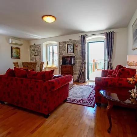 Boutique Guest Zephyrus Affittacamere 4*