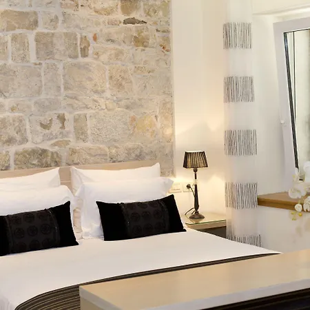 Boutique Guest Zephyrus 4* Спліт