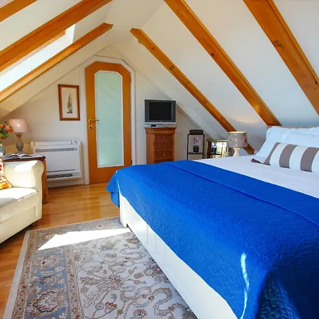 Boutique Guest Zephyrus Konukevi