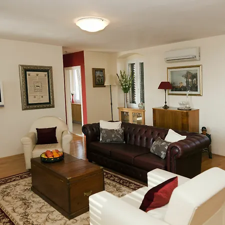 Konukevi Boutique Guest Zephyrus 4*