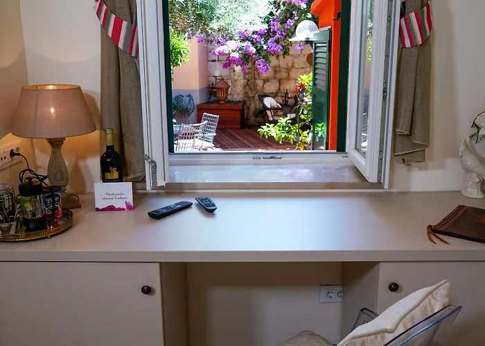 בית הארחה Boutique Guest Zephyrus