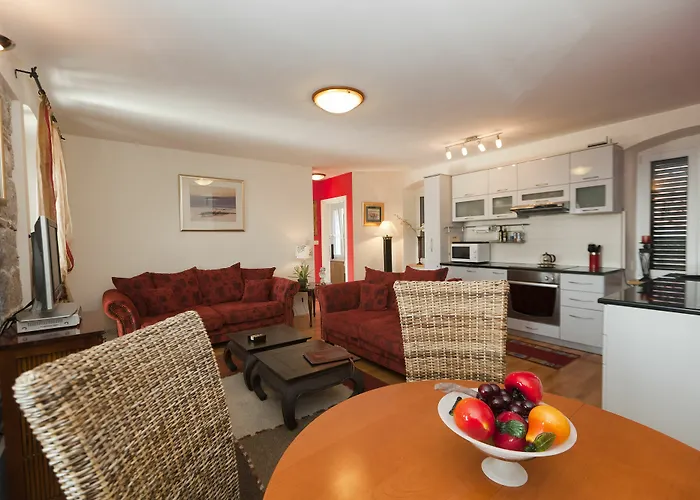 Boutique Guest Zephyrus 4* ספליט