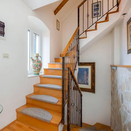 Gæstehus Boutique Guest Zephyrus 4*